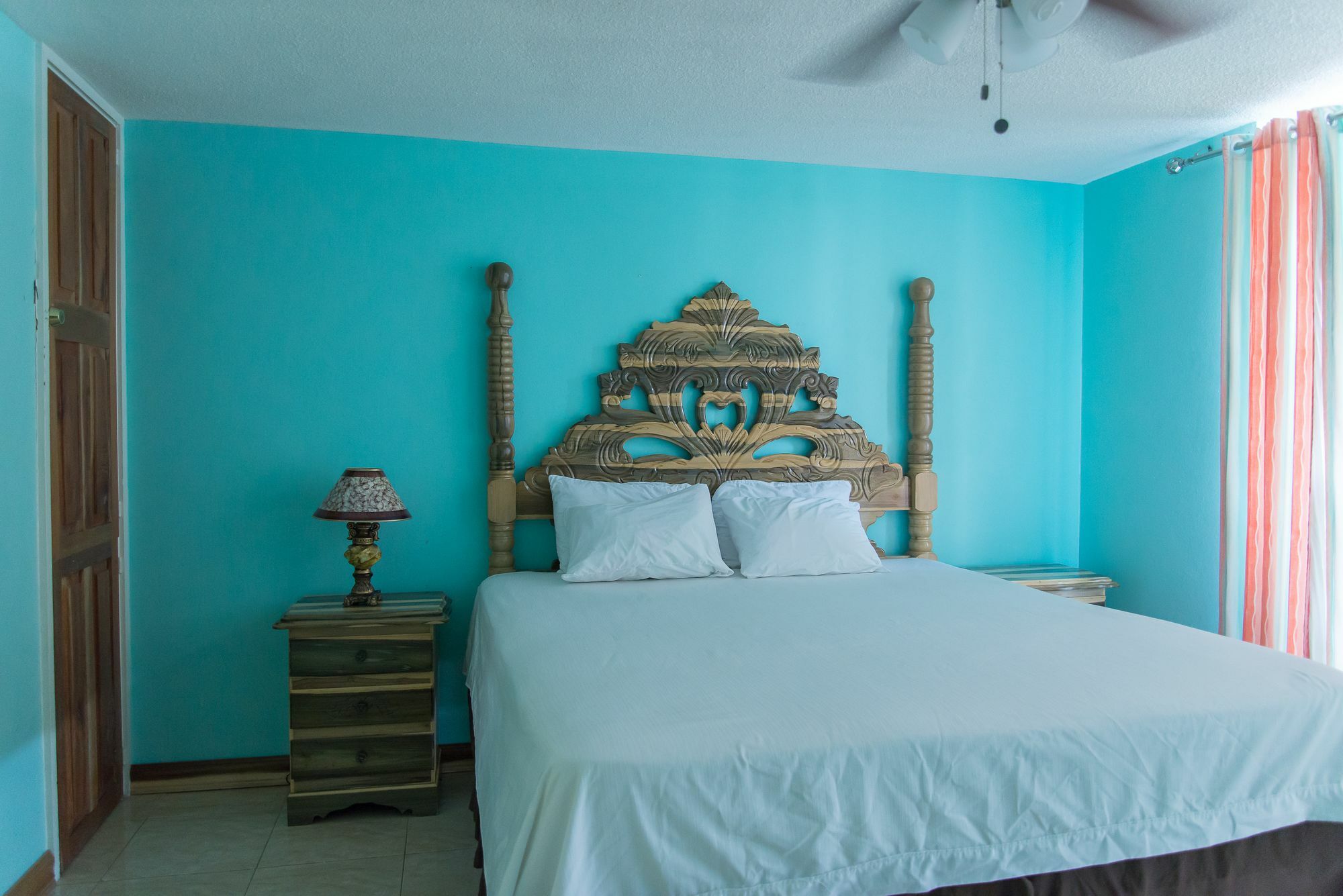 Montego Bay Club Apartments Eksteriør billede